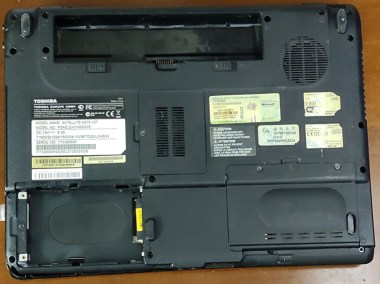 LAPTOP-TOSHIBA-SATELLITE-A210-127-3