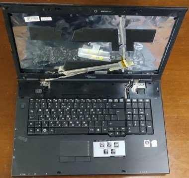 LAPTOP-FUJITSU-SIEMENS-Li-3910-2