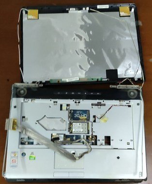 LAPTOP-TOSHIBA-SATELLITE-A210-127-2