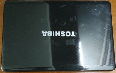 LAPTOP-TOSHIBA-SATELLITE-L555-11K