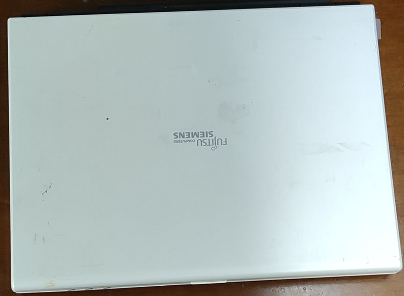 LAPTOP-FUJITSU-SIEMENS-AMILO-SA3650-MS2243 LAPTOP FUJITSU SIEMENS AMILO SA3650 MS2243