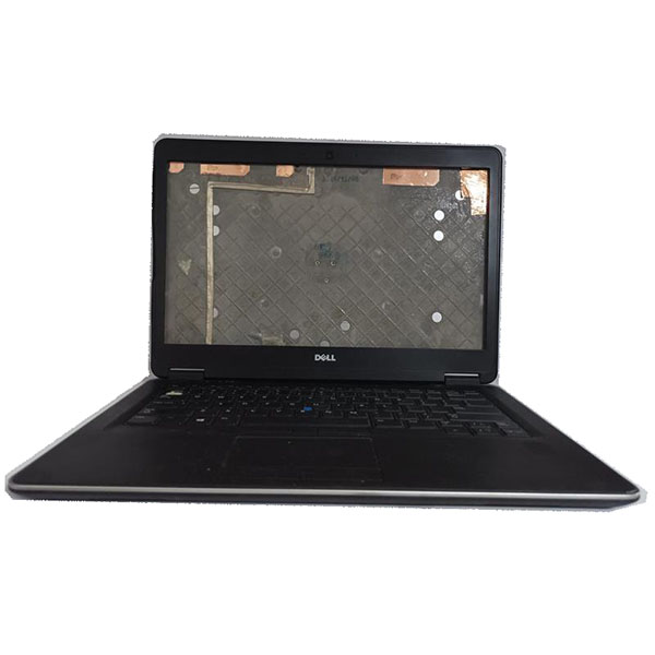 Selected photo (4) Laptop DELL P40G &ndash; &Mu;ό&nu;&omicron; &gamma;&iota;&alpha; &Alpha;&nu;&tau;&alpha;&lambda;&lambda;&alpha;&kappa;&tau;&iota;&kappa;ά (As Is)